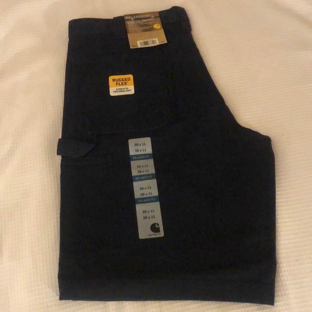 NWT Carhartt Rugged Flex Rigby Work Dungaree Shorts Size 30.